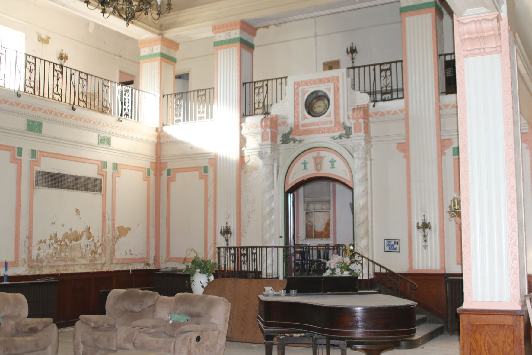 After being delayed by pandemic, Hotel Pawnee's owner is in town with a plan for action